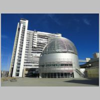 Richard Meier, San Jose City Hall, photo by Daderot on Wikipedia,2.JPG